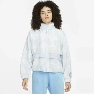 Nike Sportswear Women's Jacket in Summit White Aura Pull Over Women's XS